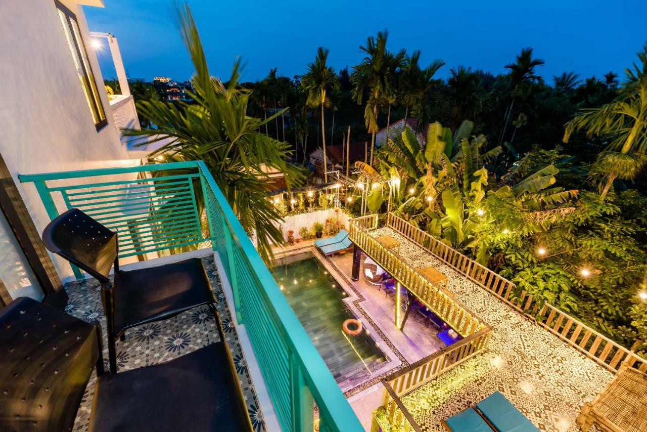 Sunny Riverside Homestay Хойан Экстерьер фото