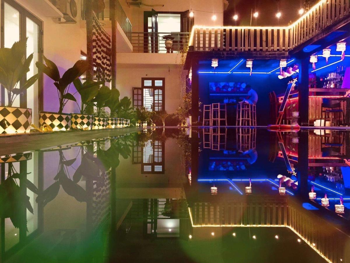 Sunny Riverside Homestay Хойан Экстерьер фото